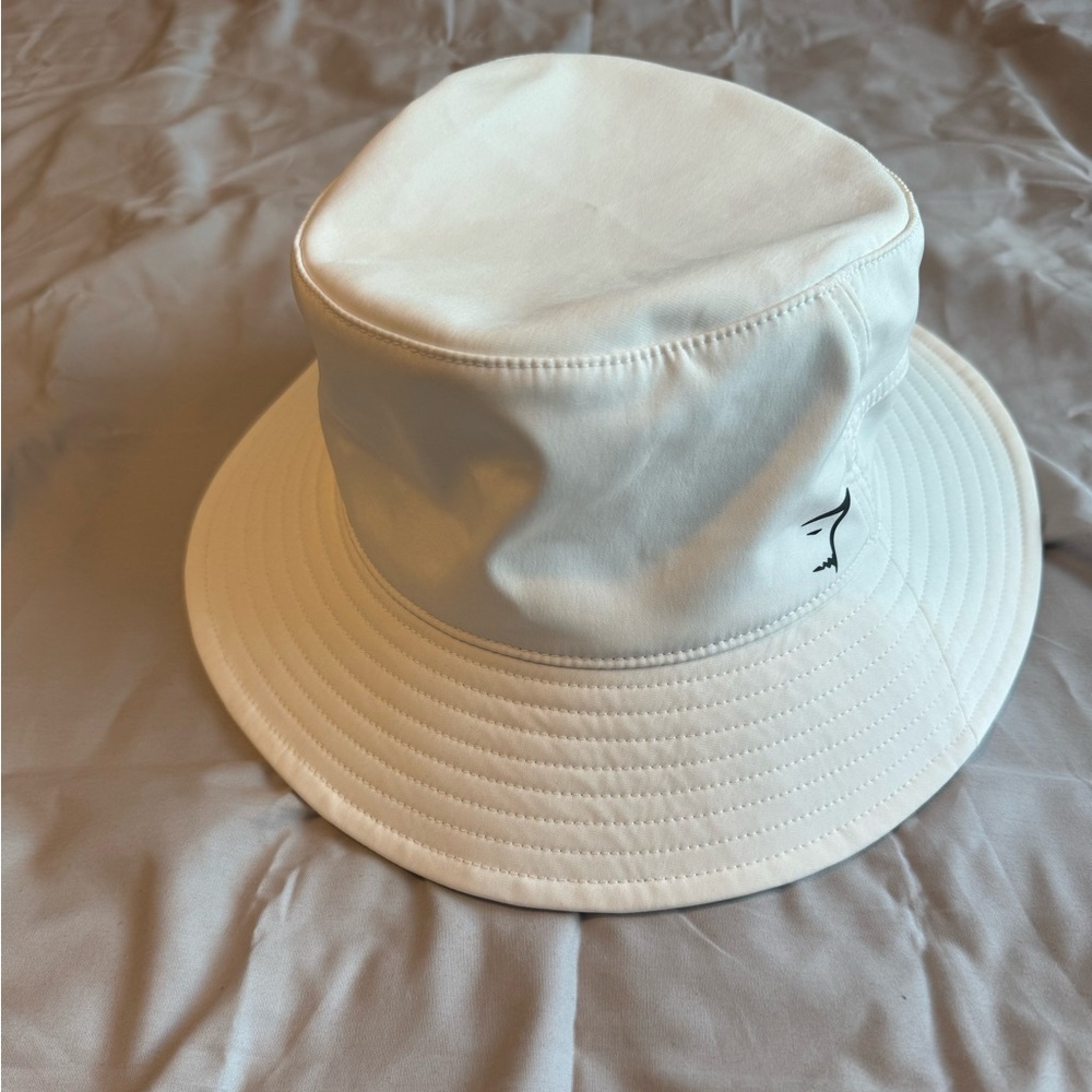 Gymshark Bucket (White)